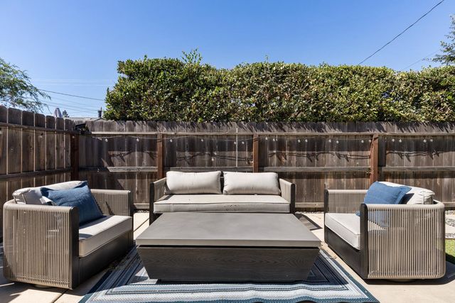 421 Daisy Ave, Lodi, CA 95240