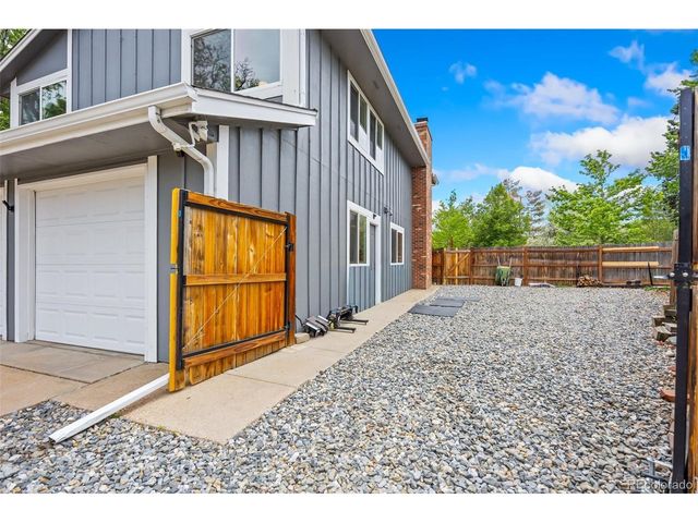 2692 S Kenton Ct, Aurora, CO 80014