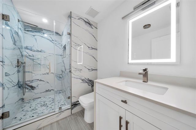 1650 Galiano St TH15, Coral Gables, FL 33134