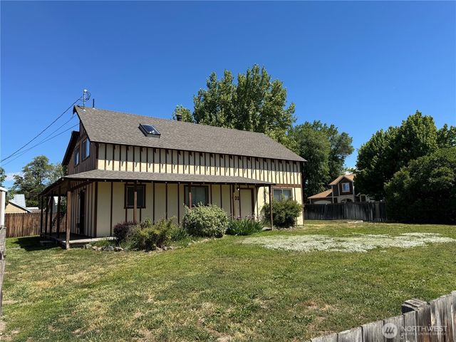 401 W 14th Avenue, Ellensburg, WA 98926