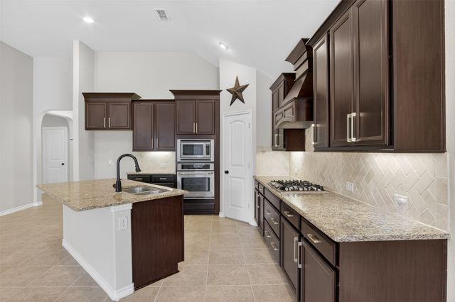 2712 Enchanted Eve Drive, Little Elm, TX 75068