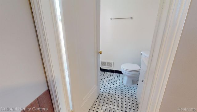 15044 YOUNG Street, Detroit, MI 48205