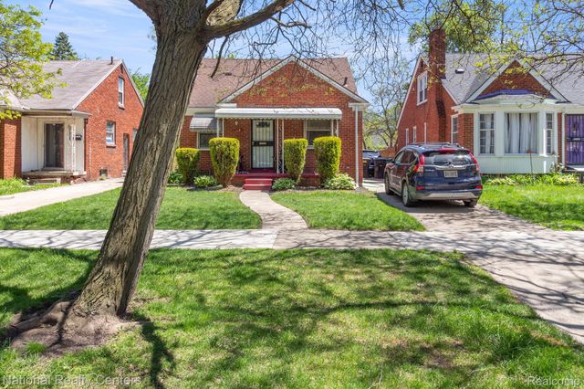 15044 YOUNG Street, Detroit, MI 48205