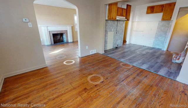 15044 YOUNG Street, Detroit, MI 48205