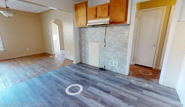 15044 YOUNG Street, Detroit, MI 48205