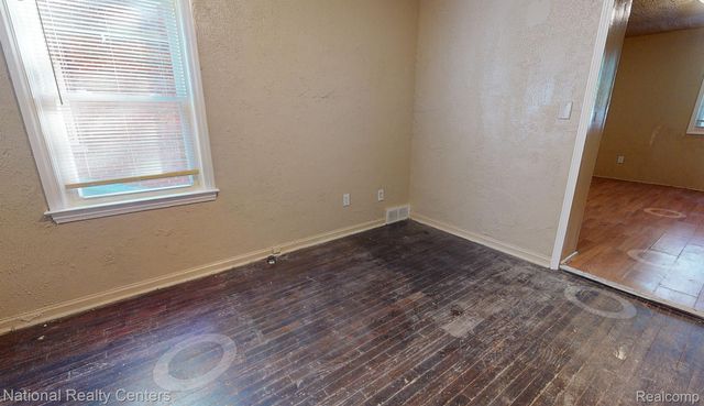 15044 YOUNG Street, Detroit, MI 48205