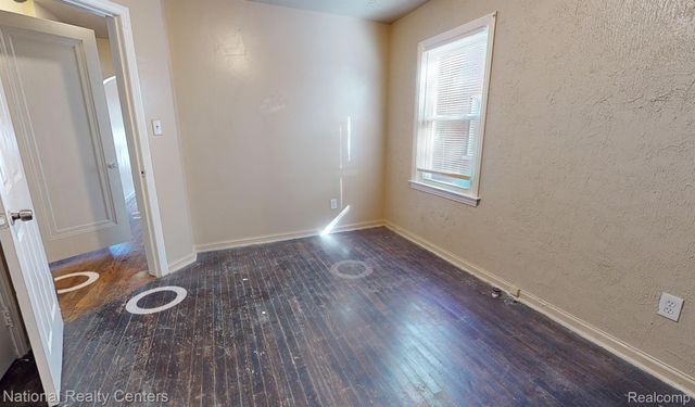 15044 YOUNG Street, Detroit, MI 48205