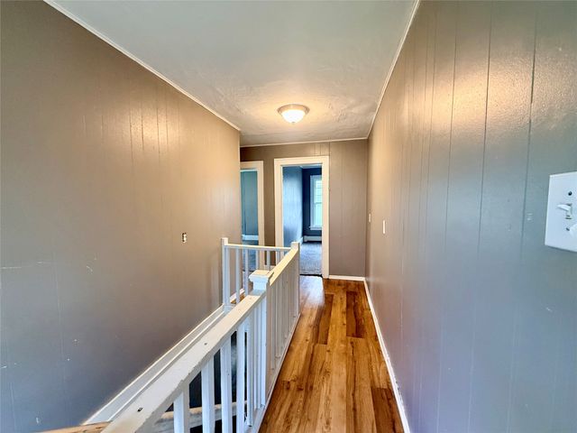 1144 35th Street, Des Moines, IA 50311