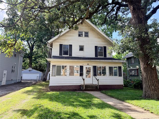 1144 35th Street, Des Moines, IA 50311