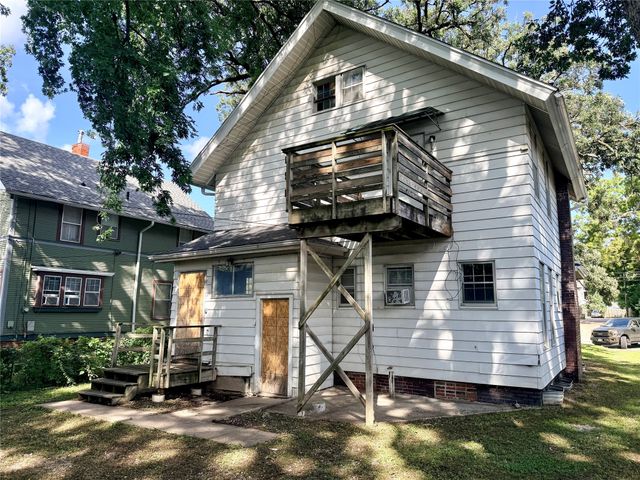 1144 35th Street, Des Moines, IA 50311