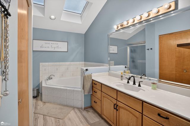 1446 Van Vleet Road, Flushing, MI 48433