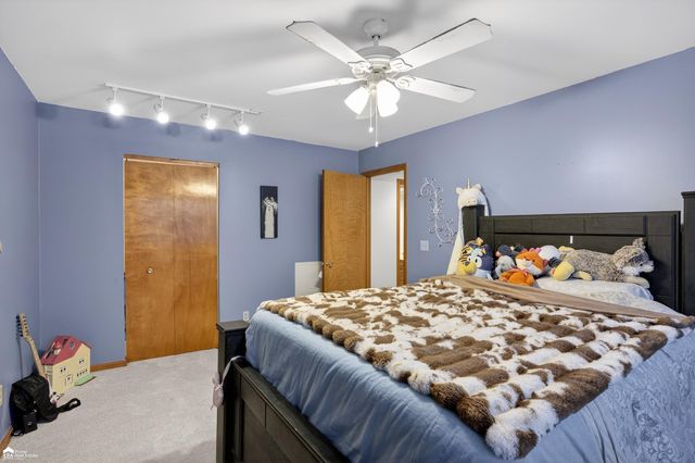 1446 Van Vleet Road, Flushing, MI 48433