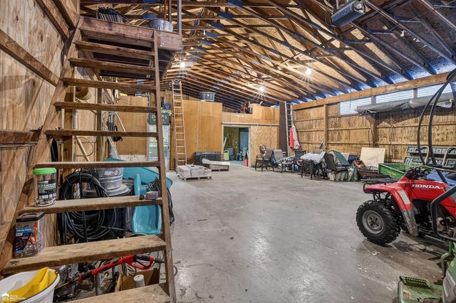 1446 Van Vleet Road, Flushing, MI 48433