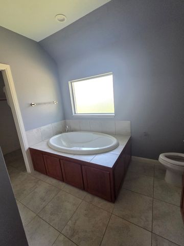 3648 Bluegrass Drive, Grand Prairie, TX 75052