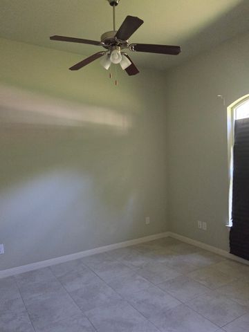 3648 Bluegrass Drive, Grand Prairie, TX 75052