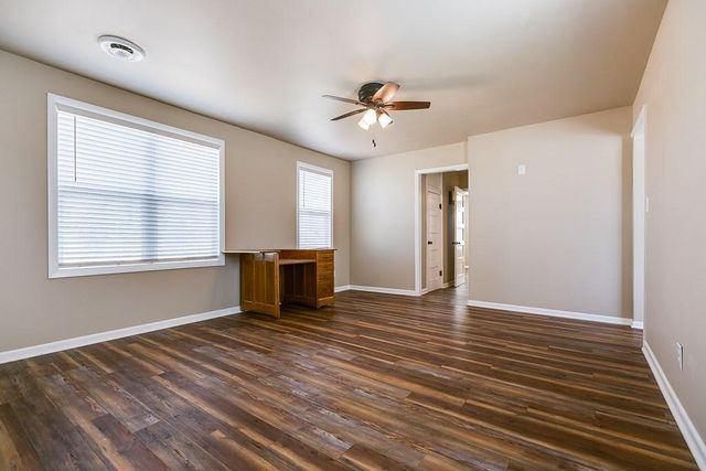 204 W 13th St, Robert Lee, TX 76945