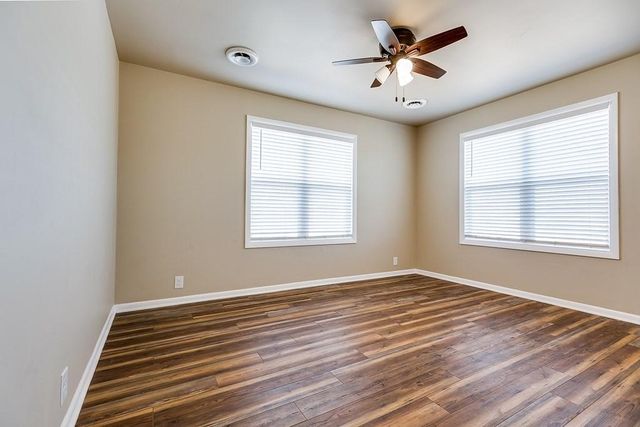 204 W 13th St, Robert Lee, TX 76945