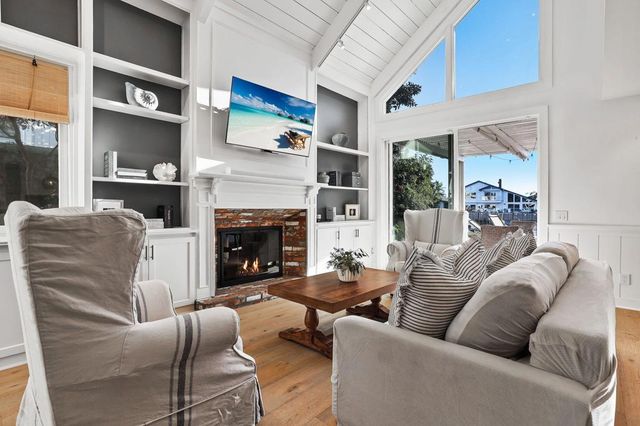 3532 Windspun Drive, Huntington Beach, CA 92649