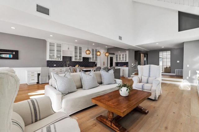 3532 Windspun Drive, Huntington Beach, CA 92649