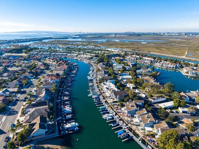 3532 Windspun Drive, Huntington Beach, CA 92649