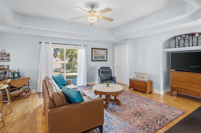 1113 S PINE LAKE DRIVE, Tampa, FL 33612