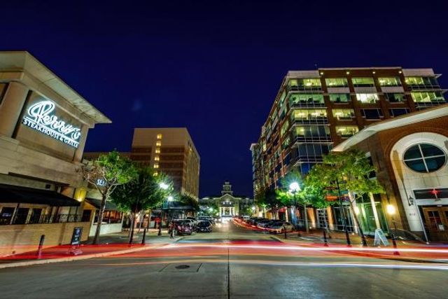 2510 Grants Lake Boulevard 101, Sugar Land, TX 77479