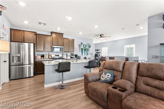 7352 North Decatur Boulevard 1, Las Vegas, NV 89131