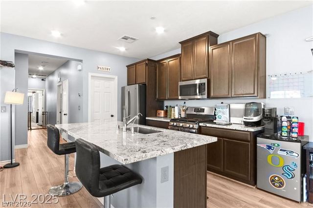 7352 North Decatur Boulevard 1, Las Vegas, NV 89131