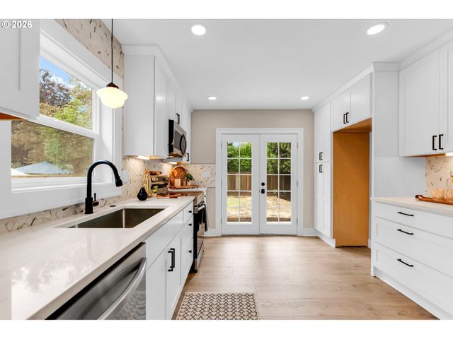 3315 Ne 51ST Ave, Portland, OR 97213