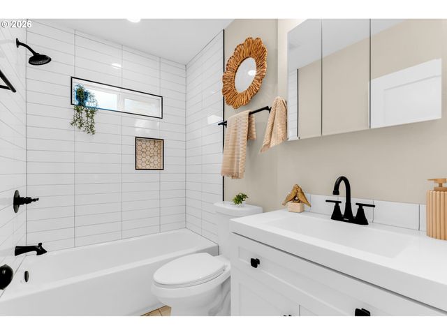 3315 Ne 51ST Ave, Portland, OR 97213