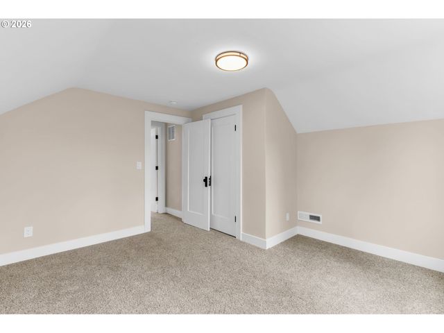 3315 Ne 51ST Ave, Portland, OR 97213