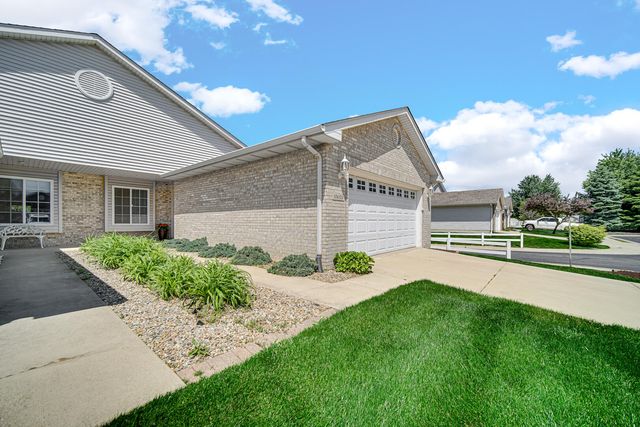 10650 Keystone Lane, Crown Point, IN 46307