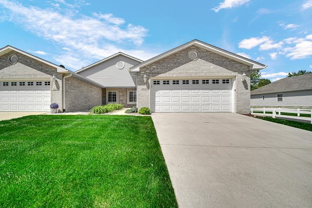 10650 Keystone Lane, Crown Point, IN 46307