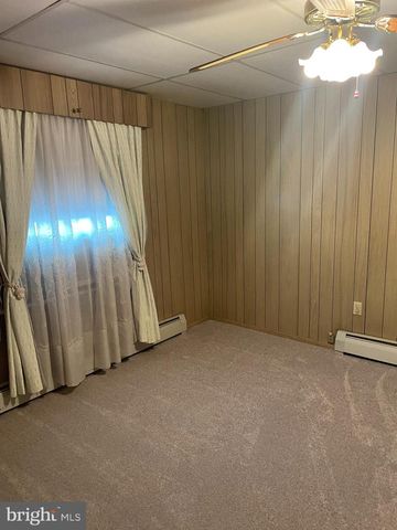 223 GRAND AVE, Cumberland, MD 21502