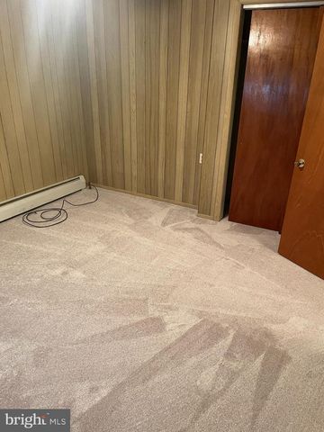 223 GRAND AVE, Cumberland, MD 21502