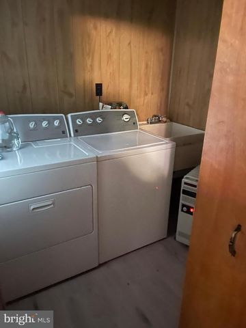 223 GRAND AVE, Cumberland, MD 21502