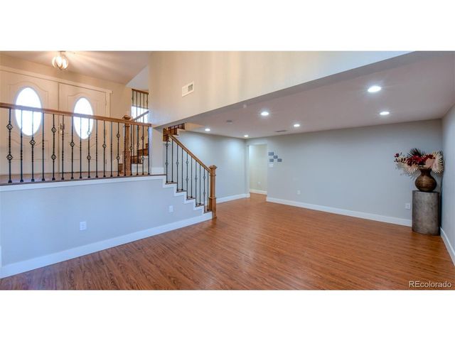 5389 W Roxbury Pl, Littleton, CO 80128