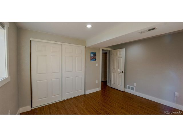 5389 W Roxbury Pl, Littleton, CO 80128