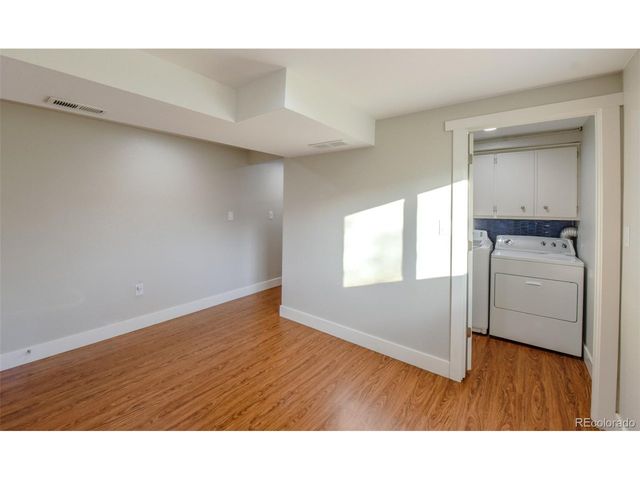 5389 W Roxbury Pl, Littleton, CO 80128