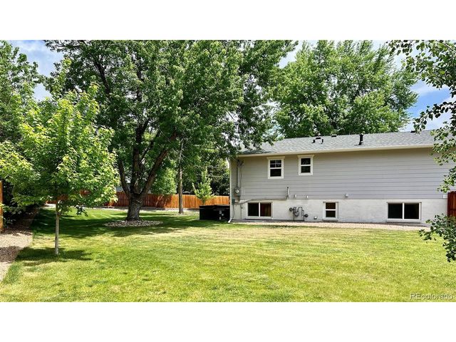 5389 W Roxbury Pl, Littleton, CO 80128