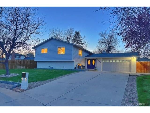 5389 W Roxbury Pl, Littleton, CO 80128