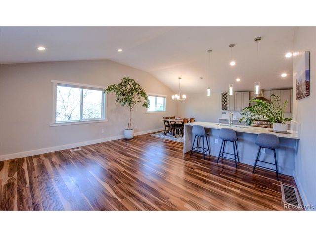 5389 W Roxbury Pl, Littleton, CO 80128