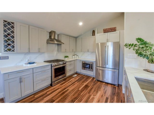 5389 W Roxbury Pl, Littleton, CO 80128