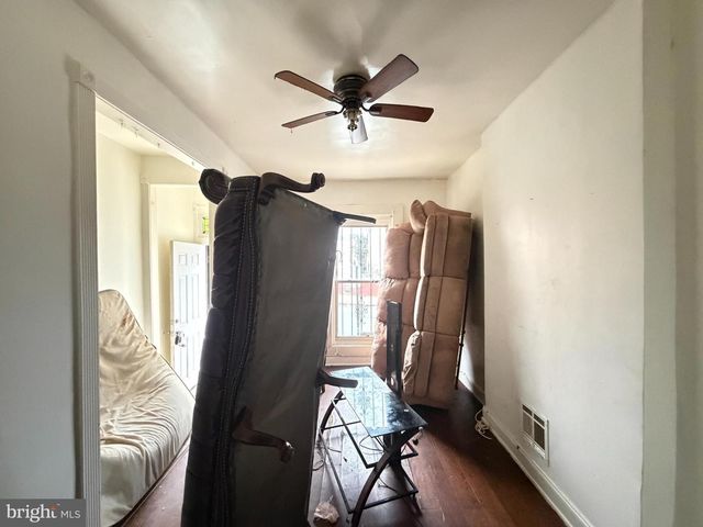 2535 HOLLINS ST, Baltimore, MD 21223