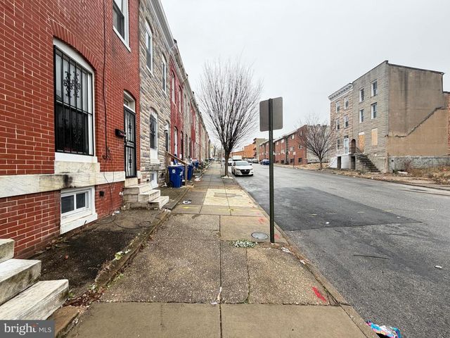 2535 HOLLINS ST, Baltimore, MD 21223