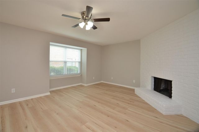 76 W Park West Drive, Houston, TX 77072