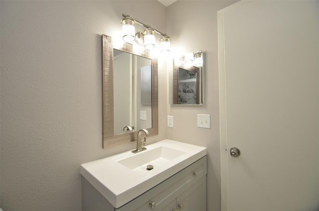 76 W Park West Drive, Houston, TX 77072