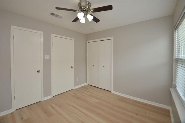 76 W Park West Drive, Houston, TX 77072