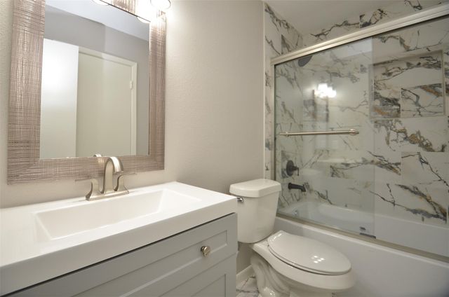 76 W Park West Drive, Houston, TX 77072
