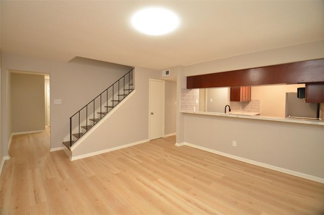 76 W Park West Drive, Houston, TX 77072